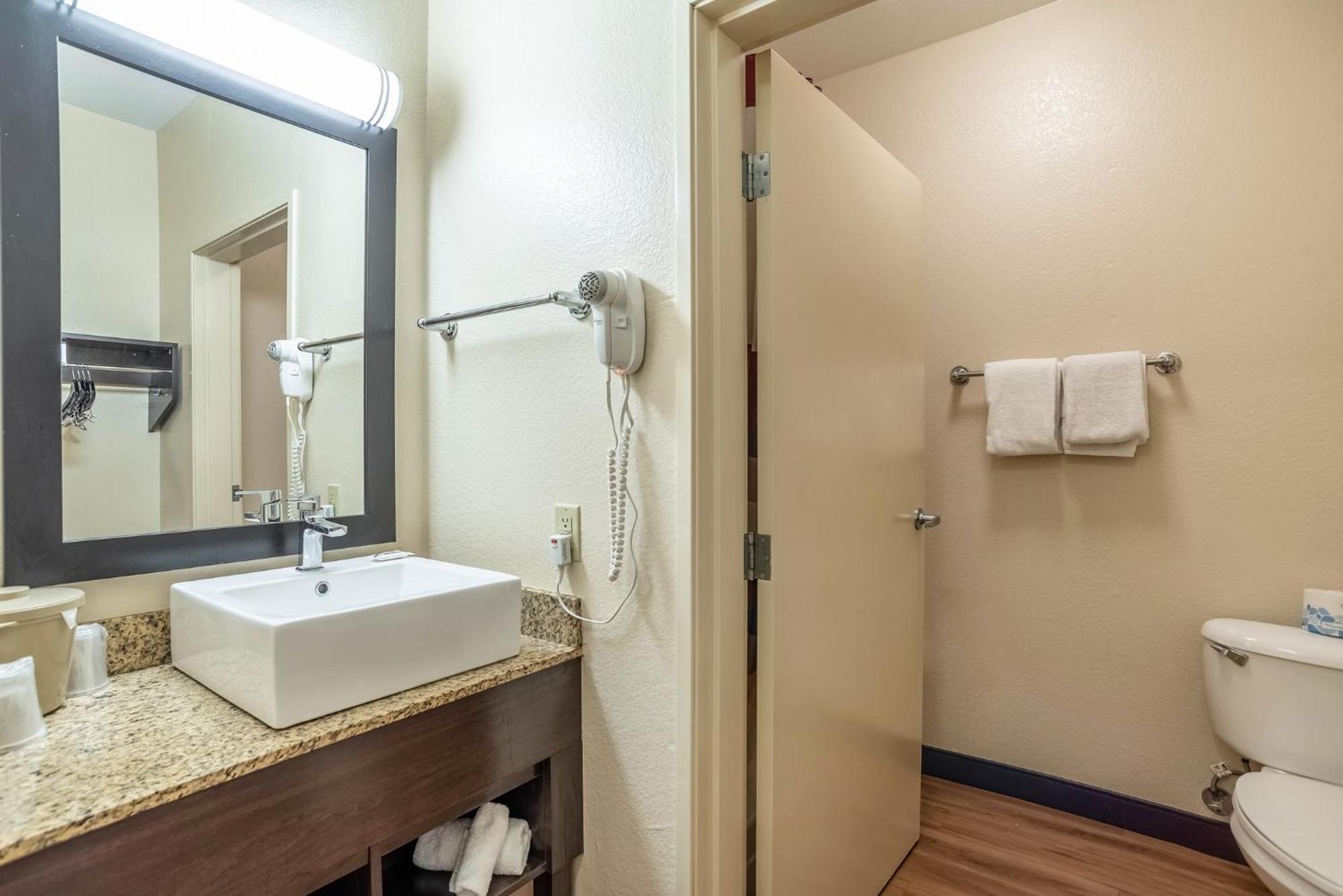 Red Roof Inn Plus+ Tempe - Phoenix Airport Extérieur photo