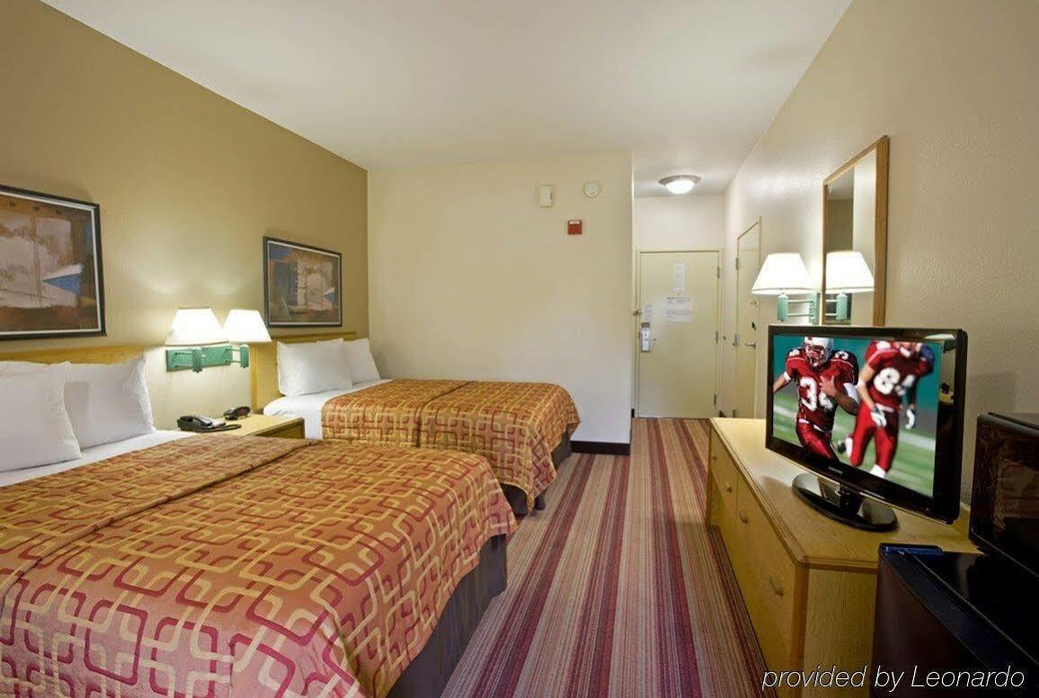 Red Roof Inn Plus+ Tempe - Phoenix Airport Extérieur photo